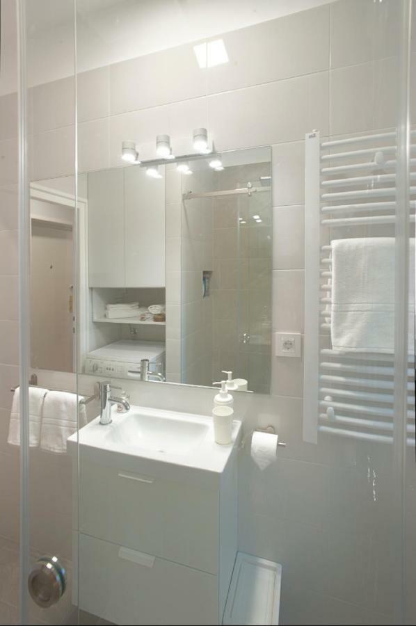 Victor Residence Belgrado Buitenkant foto